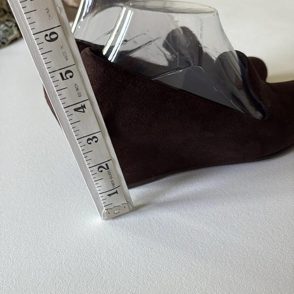 Stuart Weitzman Arise Suede Loafer Wedge Shoes Brown Neutral Minimalist Size 8.5